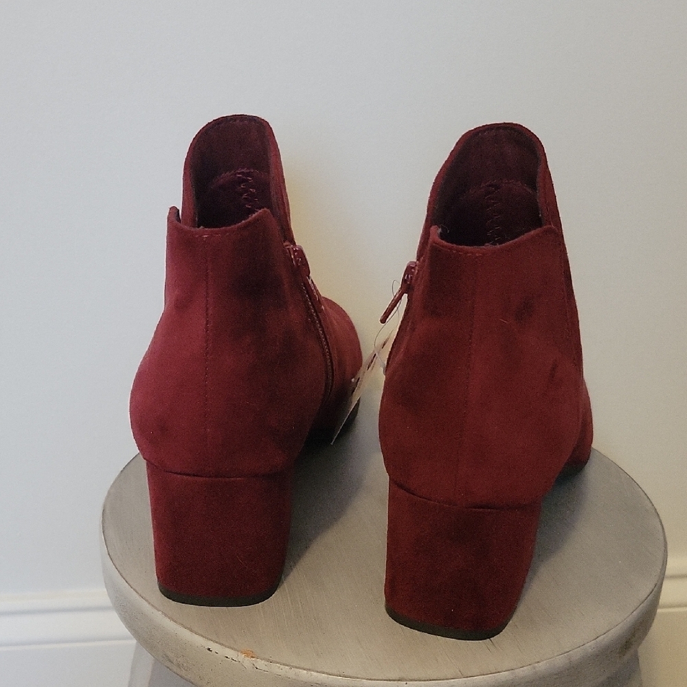 Kim Rogers Women's Burgundy Ankle Booties NWT Size- 9 - Picture 3 of 10